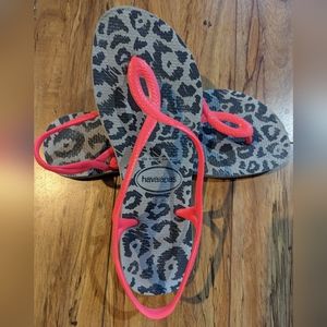 Women's Grey Leopard Havaiana's Sandal